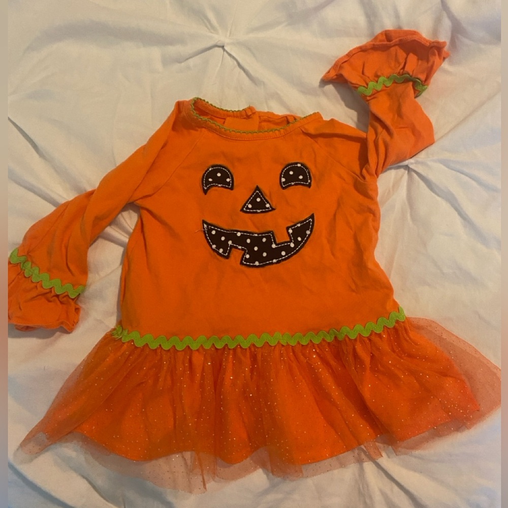 Baby/toddler Halloween shirt 🎃